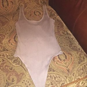 Aritizia bodysuit worn once wilfred free xs